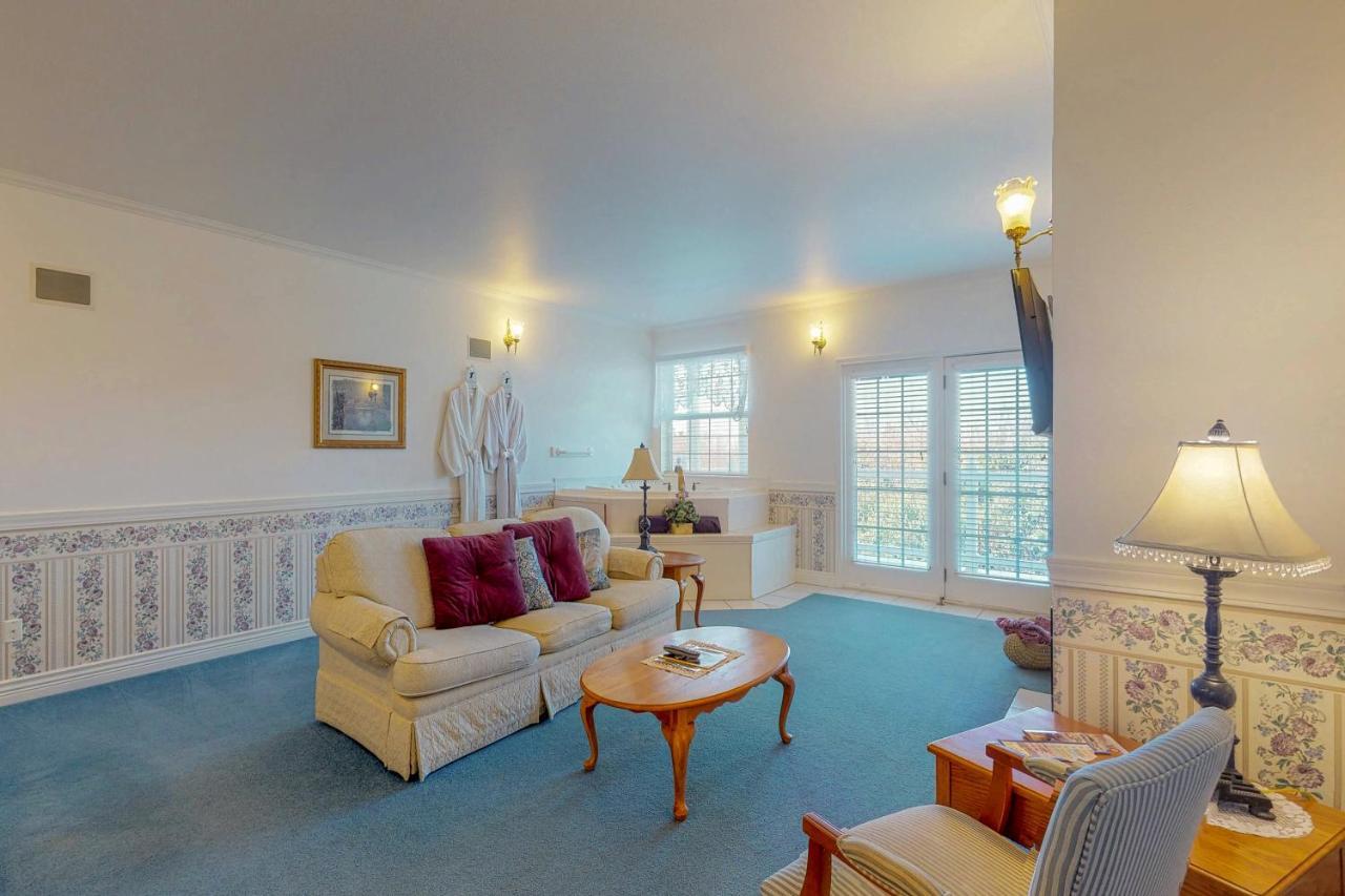 Judith Ann Inn Ocean Shores Room photo